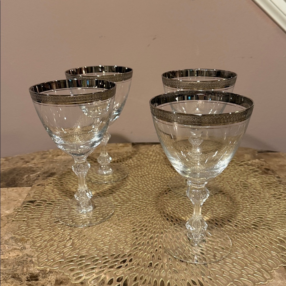 Reynolds “Royal Baroness” Platinum Lead Crystal Water/Wine Goblet, Set/4 (Set 2)